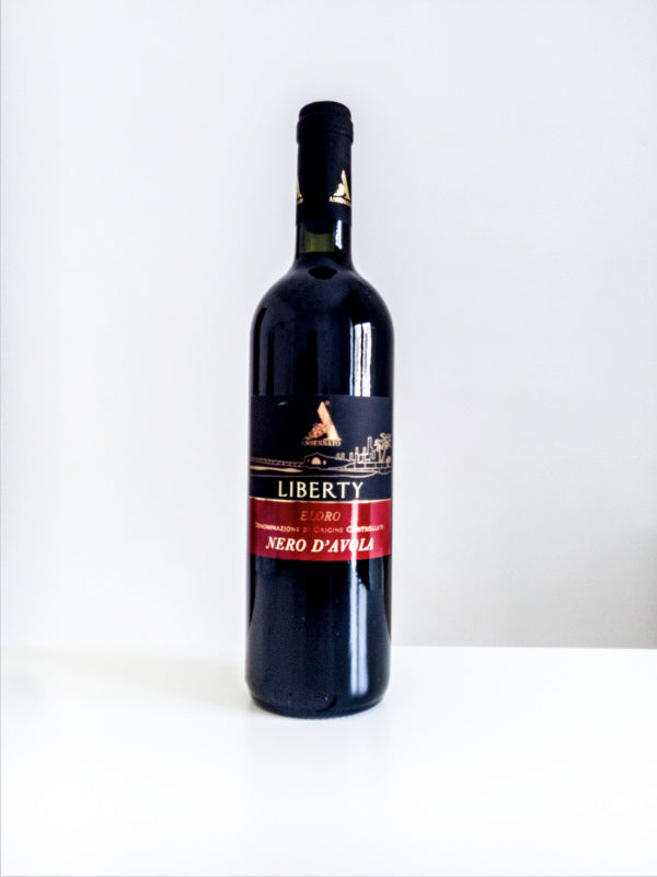 6 Flaschen Nero d'Avola Eloro Liberty Doc – Vernünftig