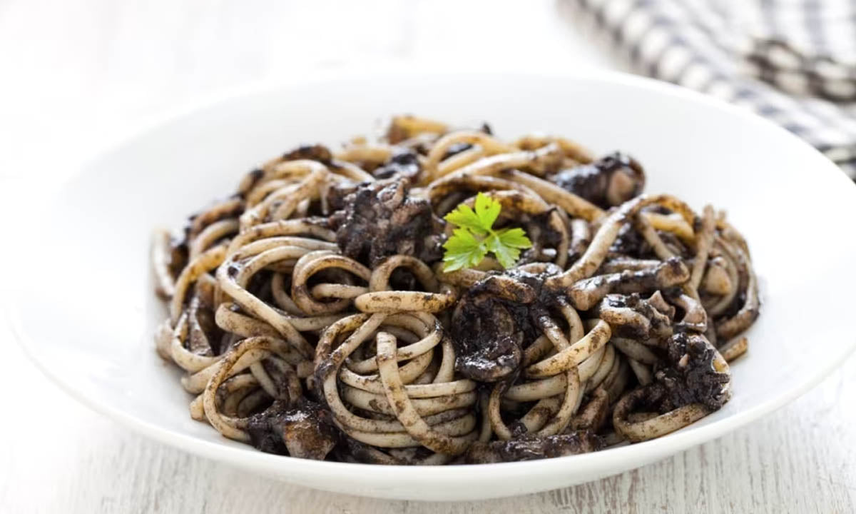 Spaghetti Integrali Bio con Calamaro in Crema di Zenzero e Menta