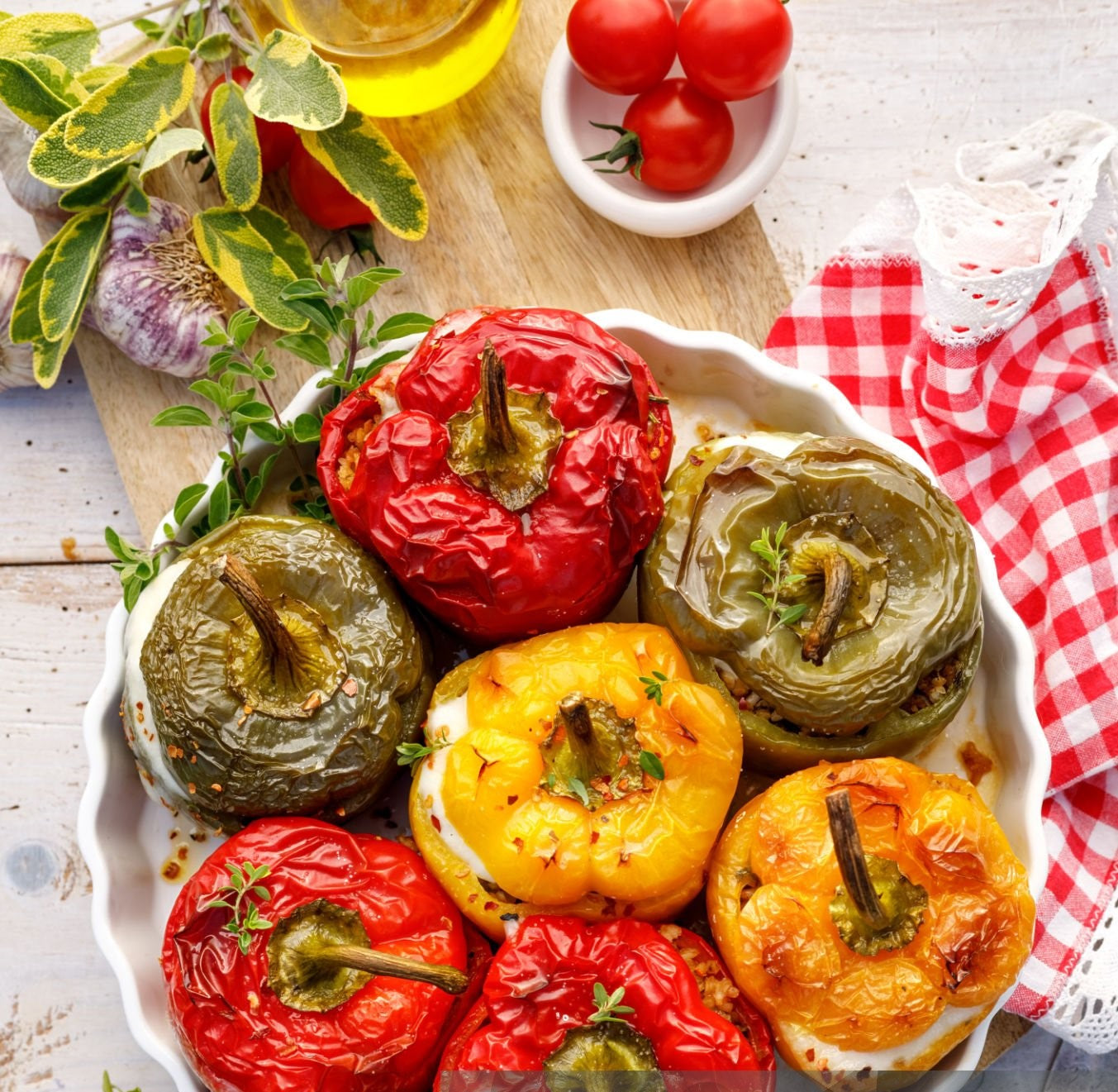 I pipi ammuttunati, ovvero i peperoni imbottiti